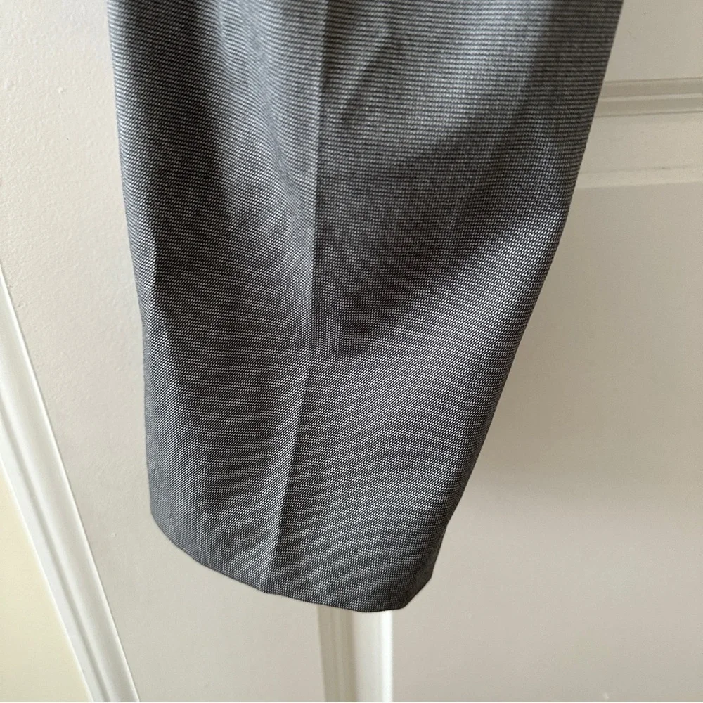 Banana Republic style welt patterned